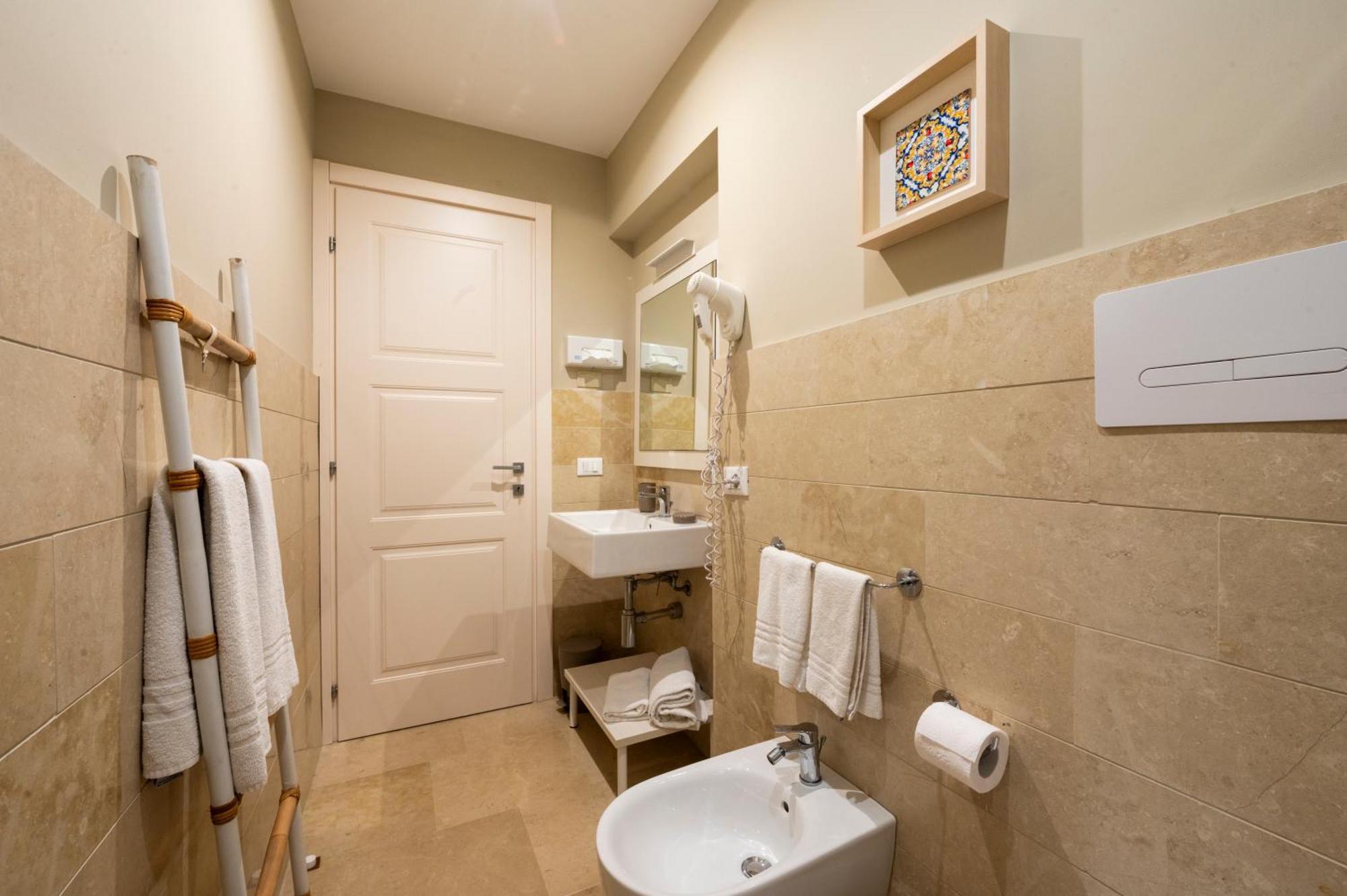 Le Mura - Charme Rooms Trapani Rom bilde